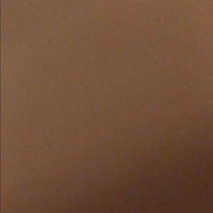 Meet your Posher, Claudia